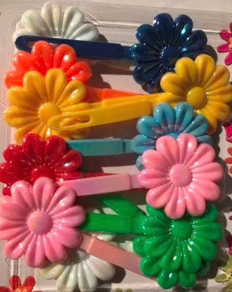 Primary Color Flower Barrettes 24 pcs ( pink,blue,yellow)