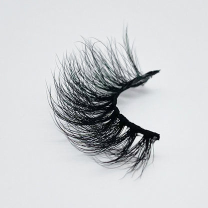 Pretty Nior Serenity Lashes