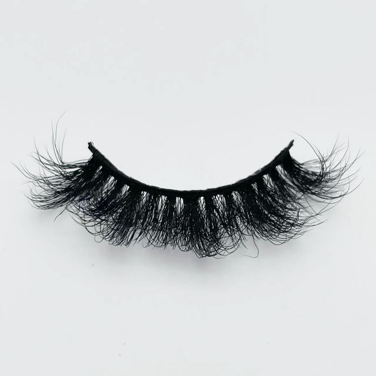 Pretty Nior Pristine Lashes