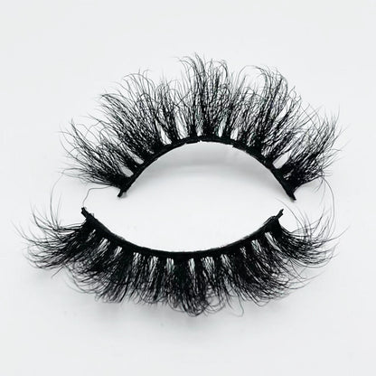 Pretty Nior Pristine Lashes